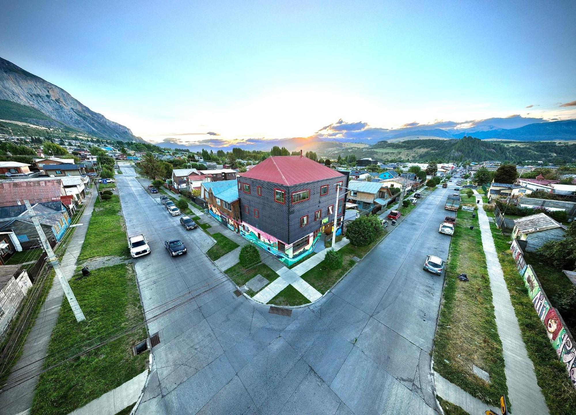 Hostal Esquina Patagonica Coyhaique Eksteriør billede