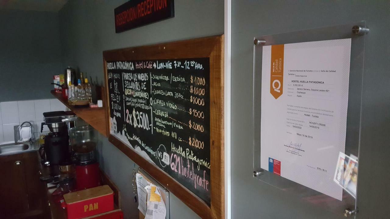 Hostal Esquina Patagonica Coyhaique Eksteriør billede